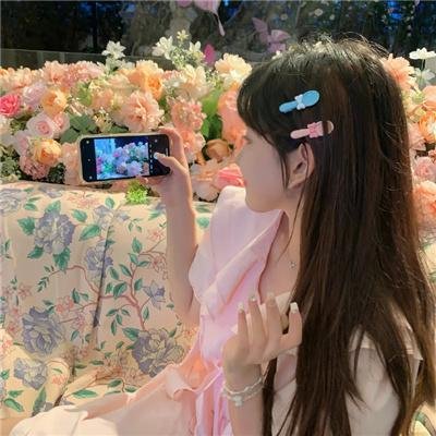 俏女怀春